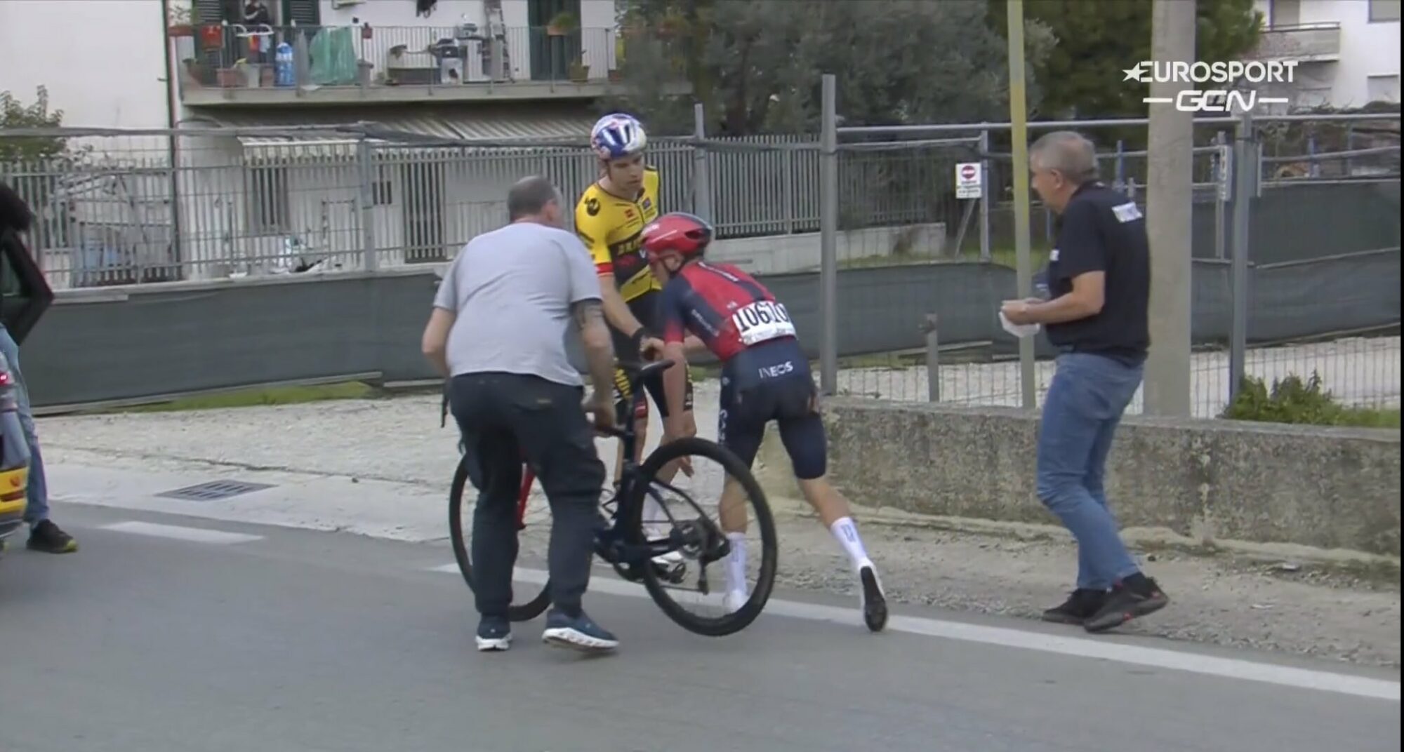 Tirreno-Adriatico: Primoz Roglic devant Julian Alaphilippe, Lennard Kämna nouveau leader 7 voloata