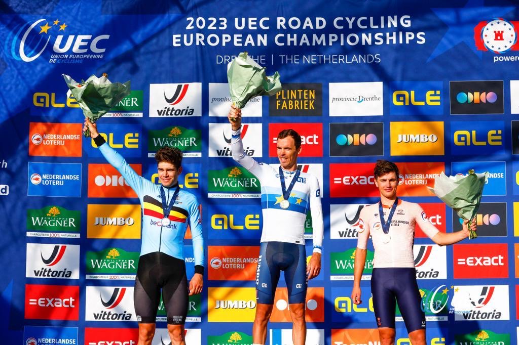 Wout van Aert: "jusqu’à 50m de la ligne, j’ai pensé que c’était assez pour le battre mais il était plus fort. Chapeau à Christophe" 7 rofa 1