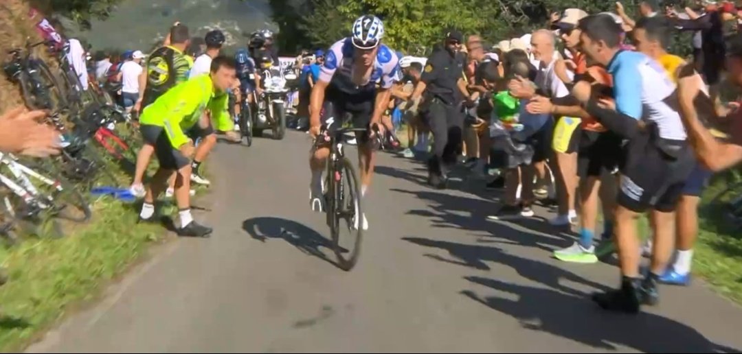 La Vuelta: le panache de Remco Evenepoel sur la 18ème étape, Sepp Kuss reste en rouge 7 trente