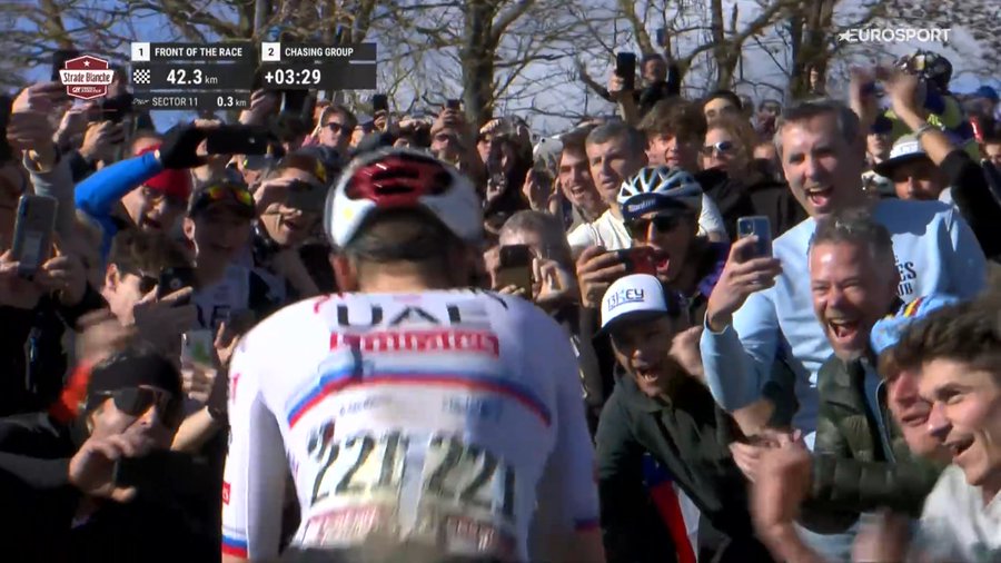 Avec panache, Tadej Pogacar signe un exploit sur les Strade Bianche 7 fend